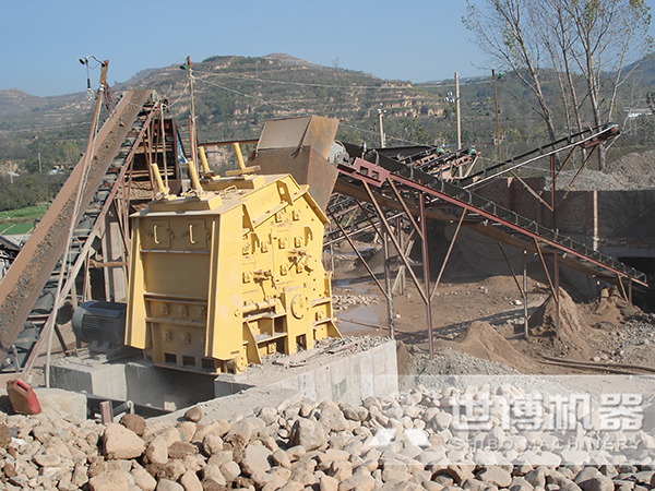 反擊式破碎生產(chǎn)線(xiàn)