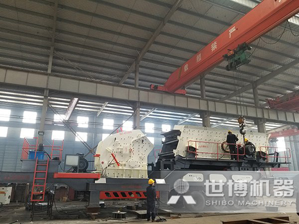 河南世博流動(dòng)碎石破碎機廠(chǎng)家