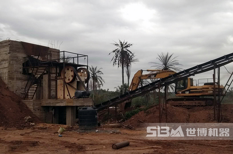 69式鄂破破碎花崗巖現場(chǎng)