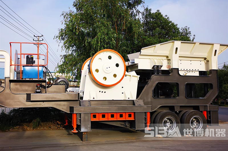 輪胎式破碎站結構，有輪胎可移動(dòng)