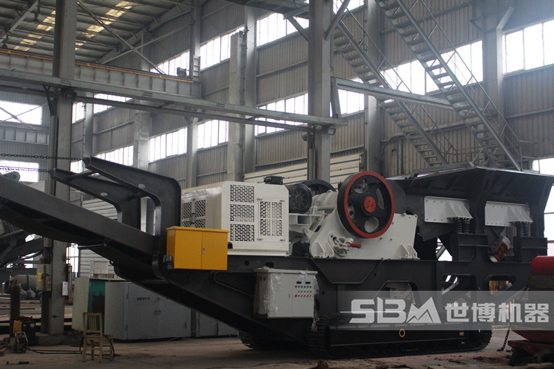 履帶移動(dòng)式電動(dòng)液壓破碎機