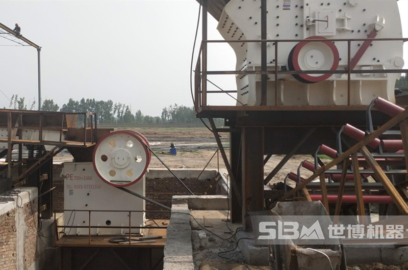 客戶(hù)石子生產(chǎn)線(xiàn)安裝現場(chǎng)