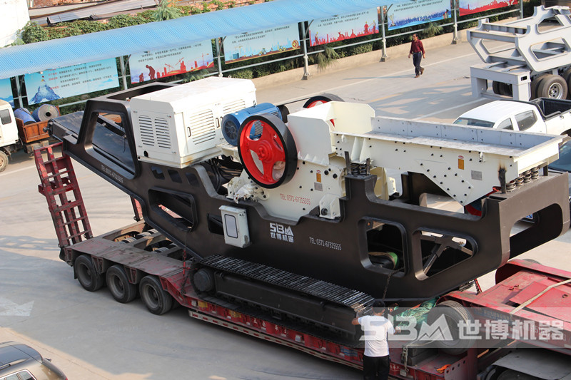 世博廠(chǎng)家履帶式移動(dòng)鄂破機發(fā)貨