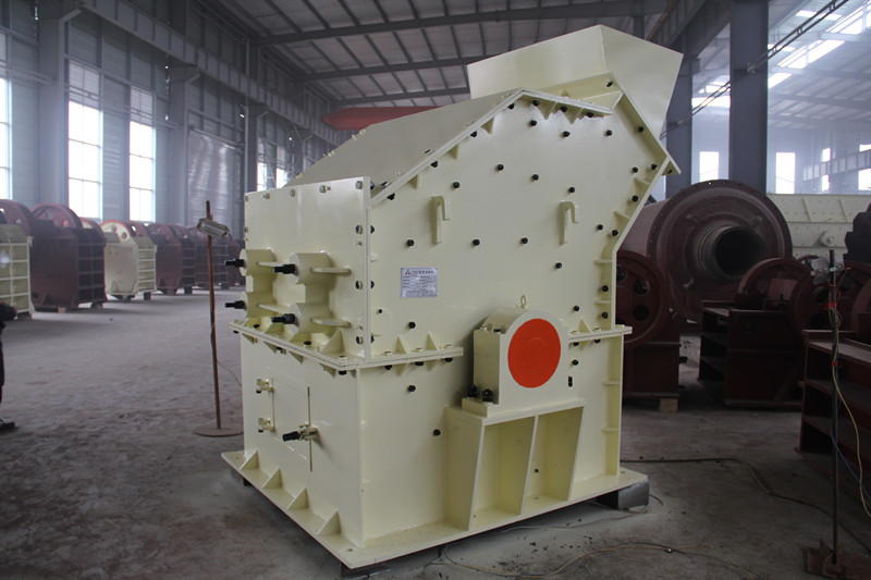 細碎制砂機，小型粉碎鵝卵石機