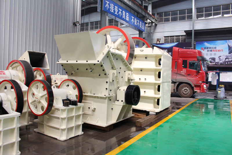 石料破碎機廠(chǎng)家成品車(chē)間