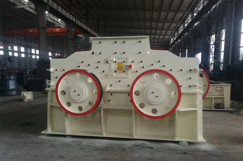 時(shí)產(chǎn)二十噸的雙轉子制沙機