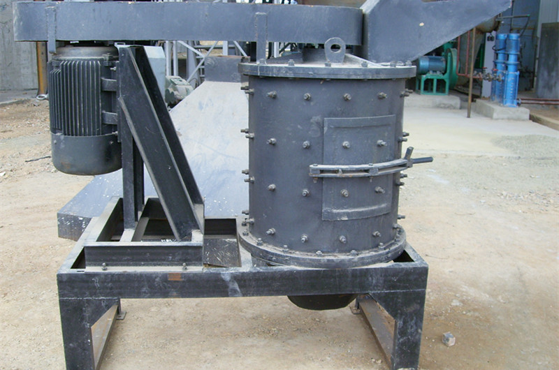 鋼架基礎復合式破石機，家庭用小型石頭破碎機