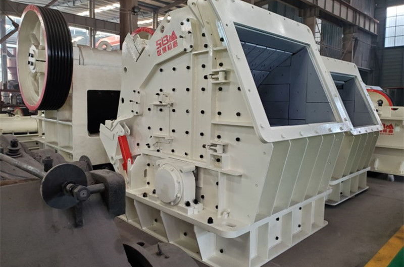 石場(chǎng)反擊粗碎機,大口徑反擊式破碎機