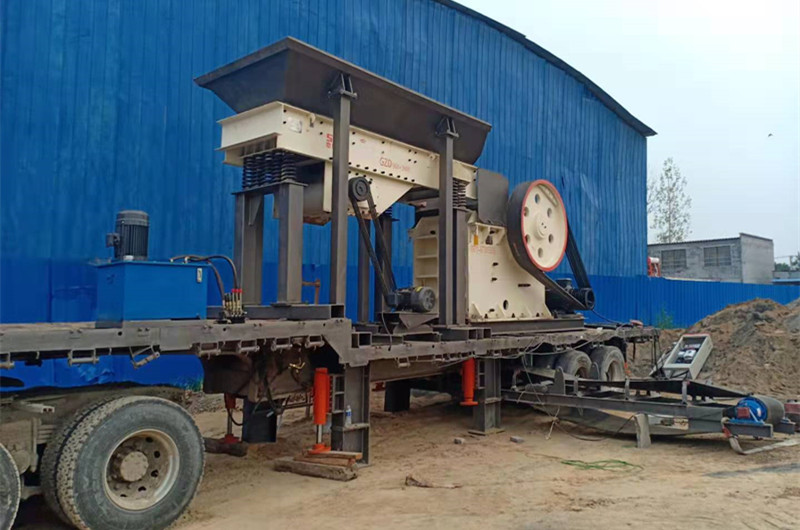 簡(jiǎn)易移動(dòng)巖石破碎站，二手車(chē)架改裝