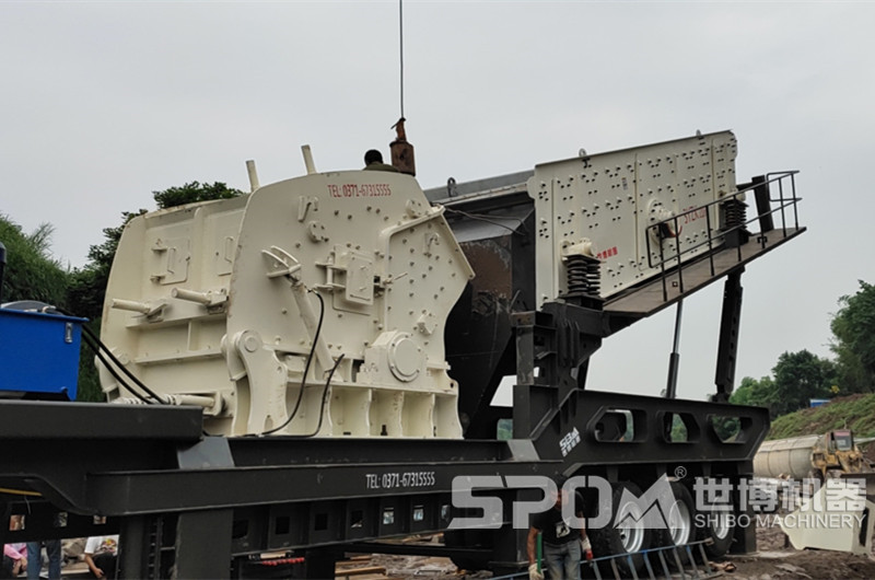 輪胎式流動(dòng)石頭破碎機