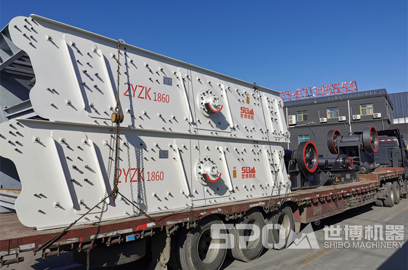 兩臺振動(dòng)篩和顎破發(fā)貨圖