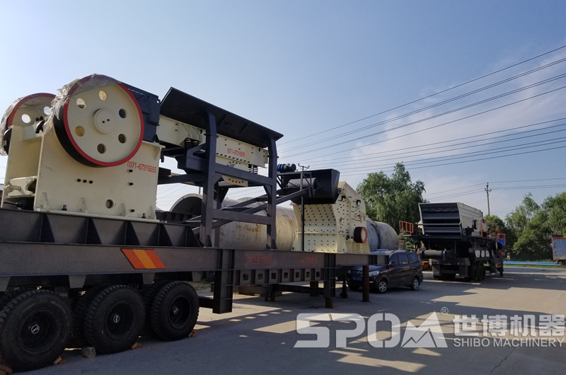 價(jià)格幾十萬(wàn)的定制移動(dòng)破碎機