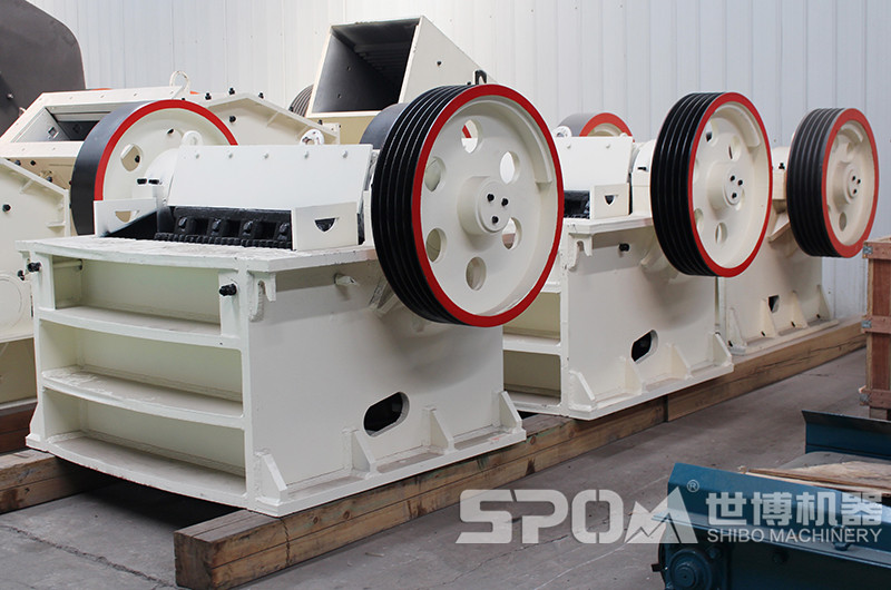 世博廠(chǎng)家細顎式破碎機成品車(chē)間