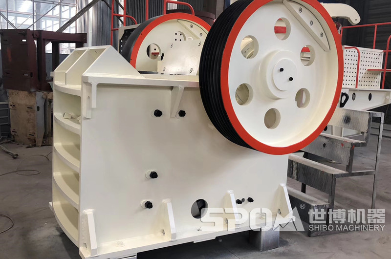 鄂破，顎式破碎機