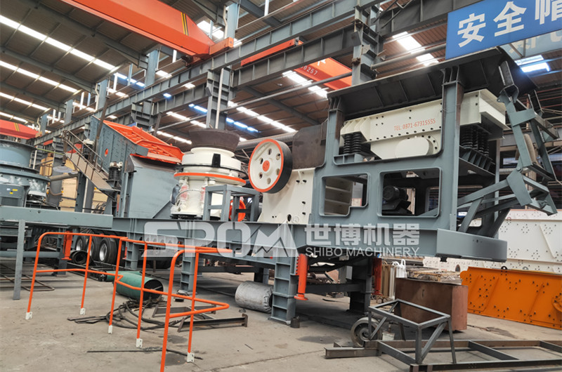 河南世博移動(dòng)碎石機生產(chǎn)車(chē)間圖