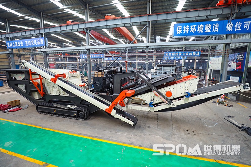 履帶式移動(dòng)反擊破碎機成品