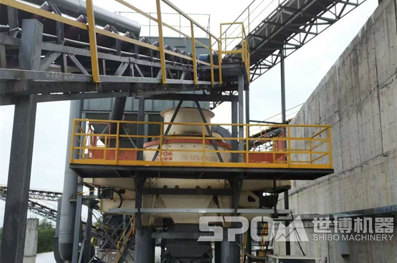 新型5X制砂機客戶(hù)現場(chǎng)圖