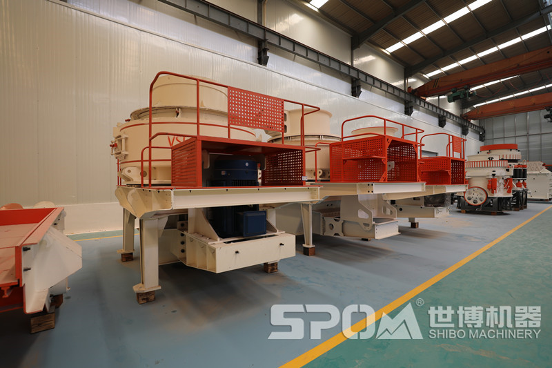 制砂機車(chē)間實(shí)拍