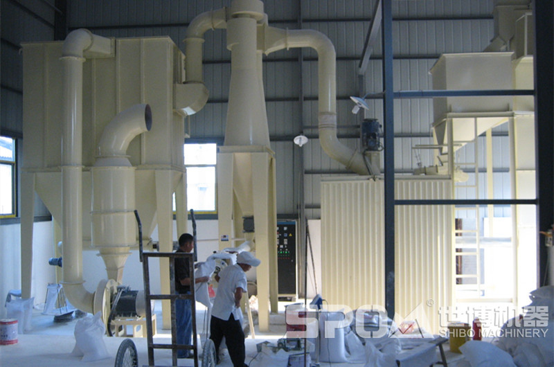 磨粉生產(chǎn)線(xiàn)現場(chǎng)圖