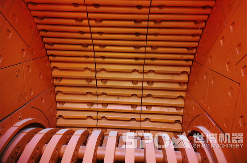 錘破內部結構圖，襯板