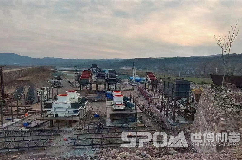 客戶(hù)制砂現場(chǎng)